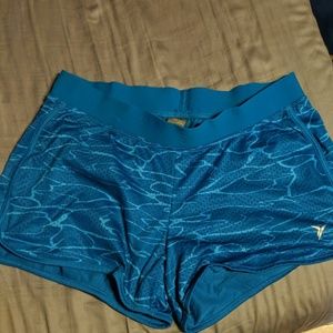 Running shorts